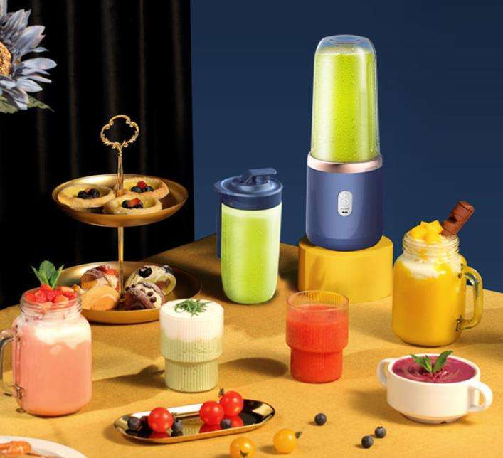 Portable USB Rechargeable Juicer Blender Bottle | 6 Blades | Electric Mini Fruit Mixer | Travel Smoothie Maker | 380ml