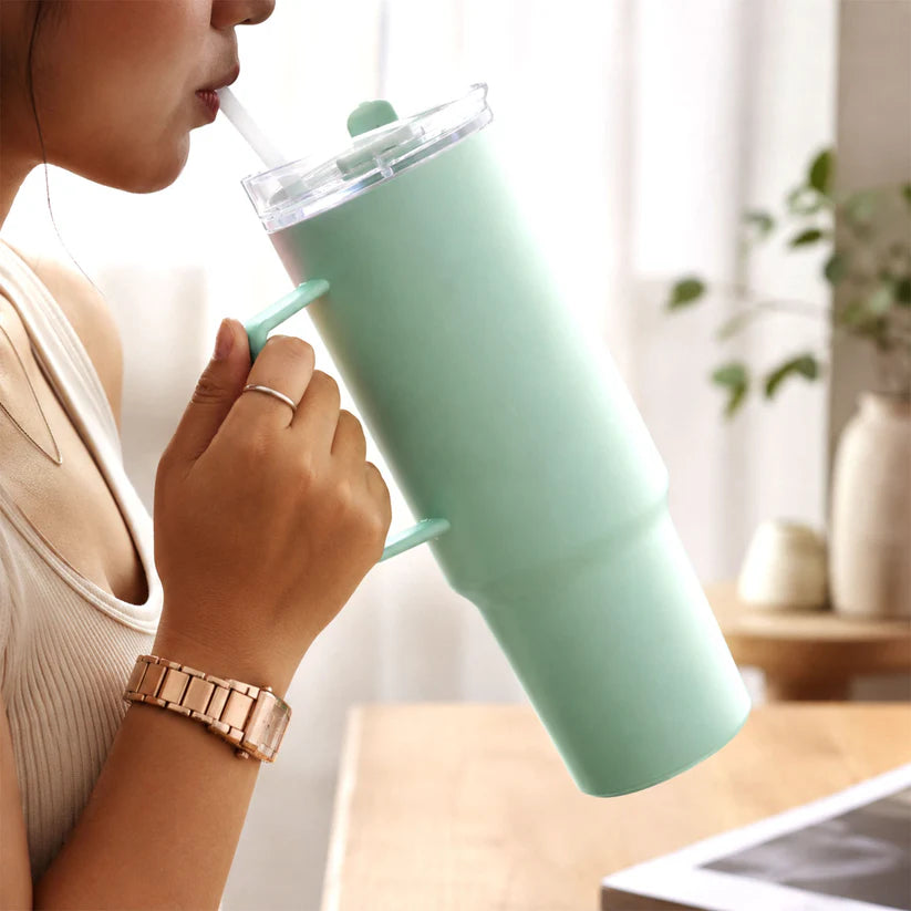 1800ml Toony Tumbler with Straw
